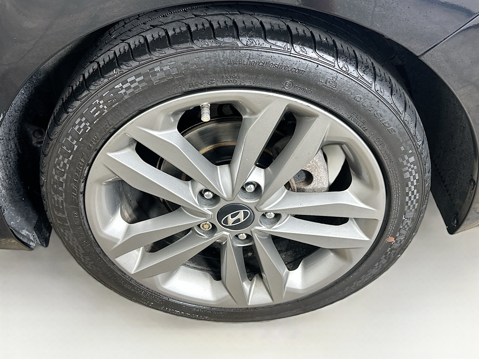 Used 2016 Hyundai Elantra GT w/ Option Group 03 FWD image 11