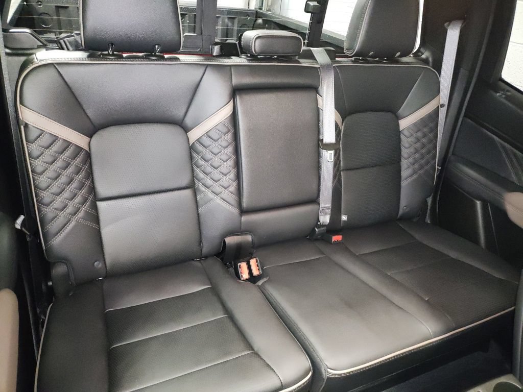 Used 2025 GMC Canyon Denali AWD/4WD image 10