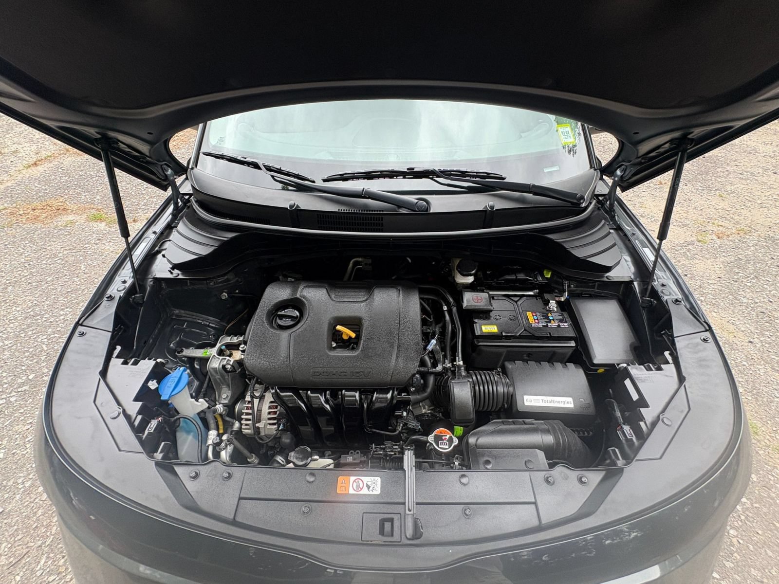 Used 2025 Kia Soul LX w/ LX Technology Package FWD image 30