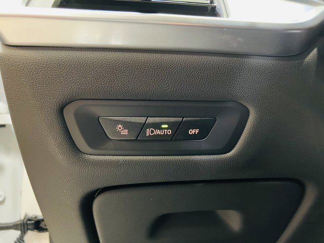 Used 2025 BMW X5 M60i w/ Parking Assistance Package image 21