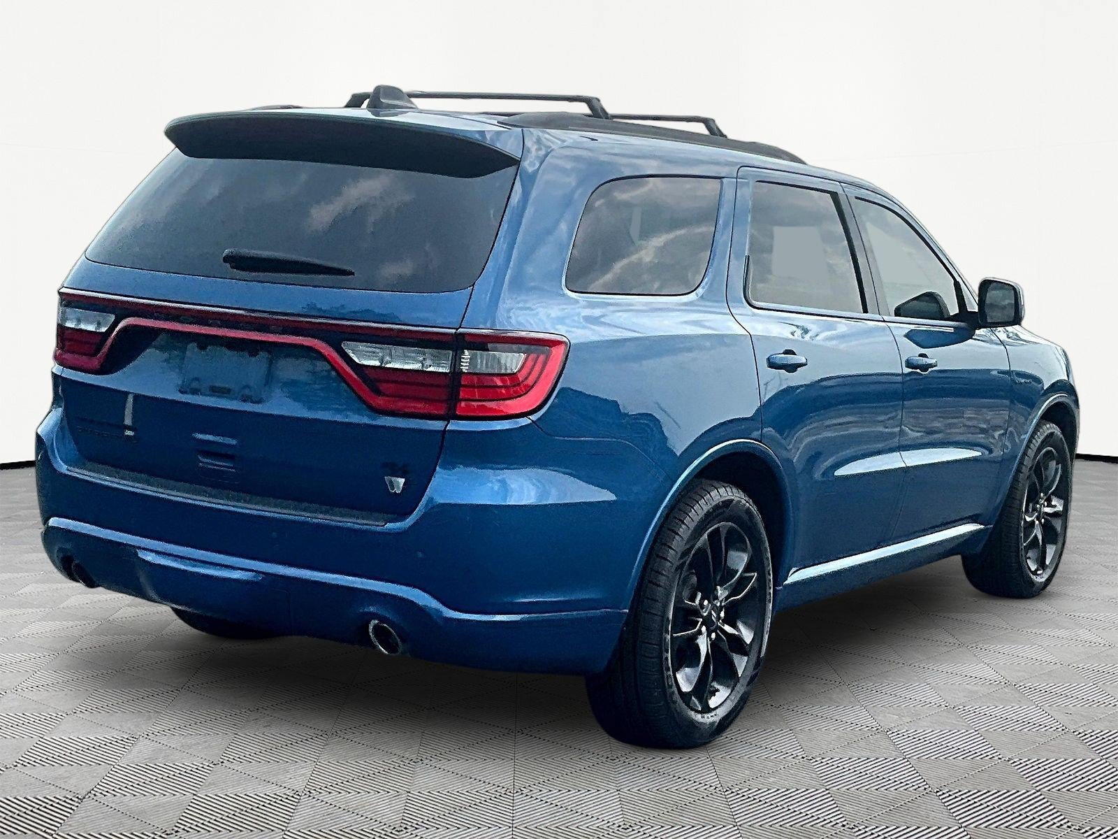 Used 2023 Dodge Durango R/T w/ Blacktop Package RWD image 6