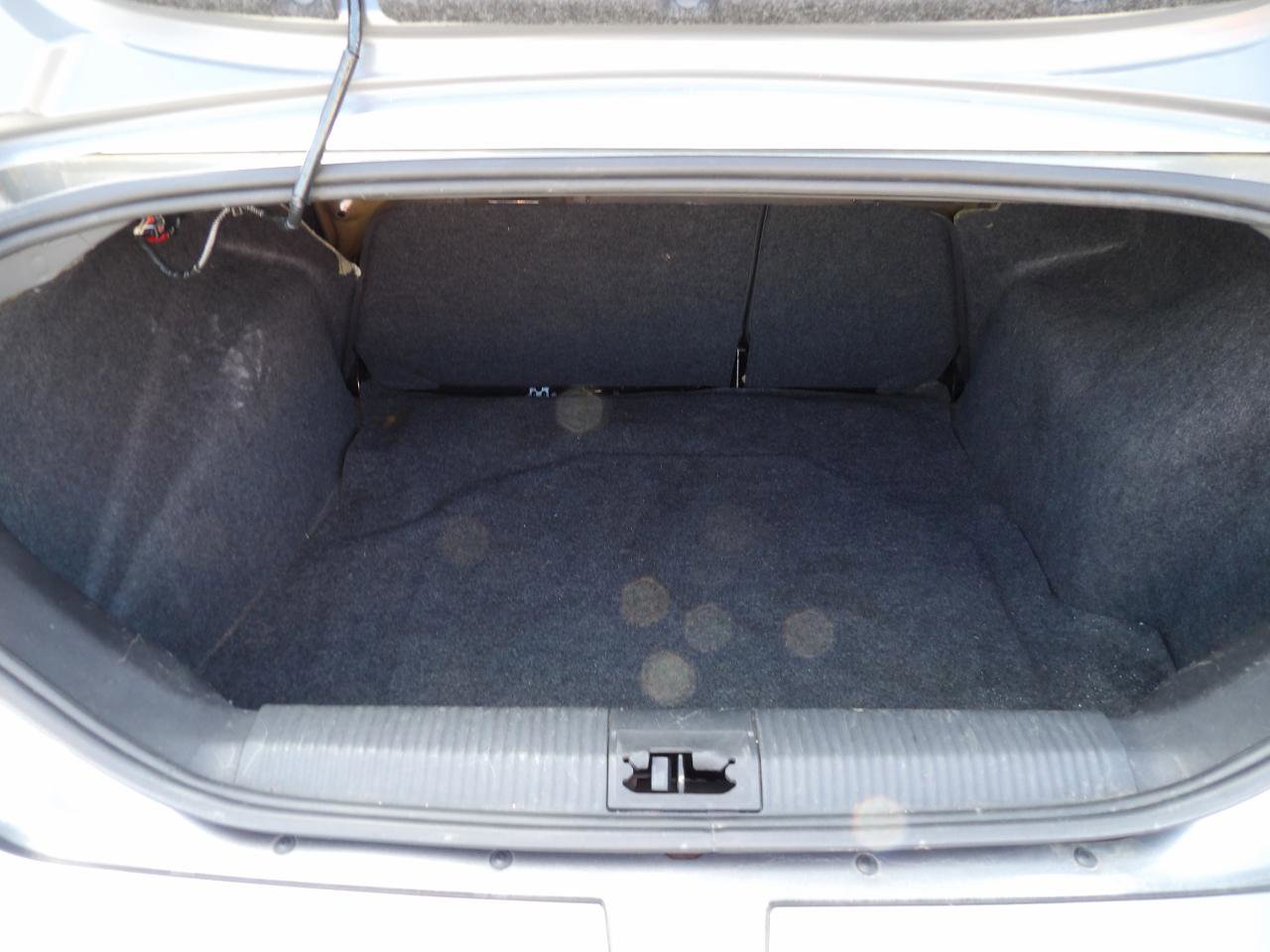 Used 2010 Ford Focus SE image 6