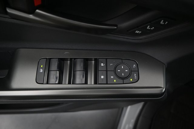 Used 2026 Toyota C-HR w/ Cold Weather Package AWD/4WD image 11
