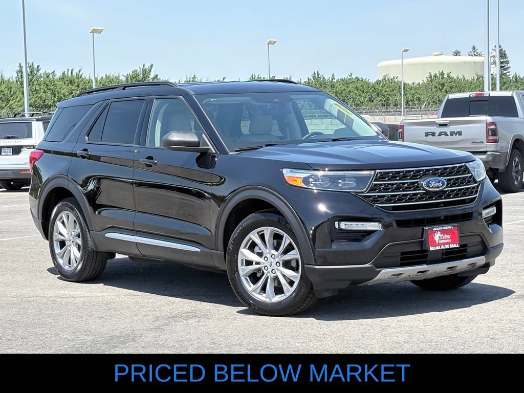 Used 2023 Ford Explorer XLT w/ Equipment Group 202A AWD/4WD image 2