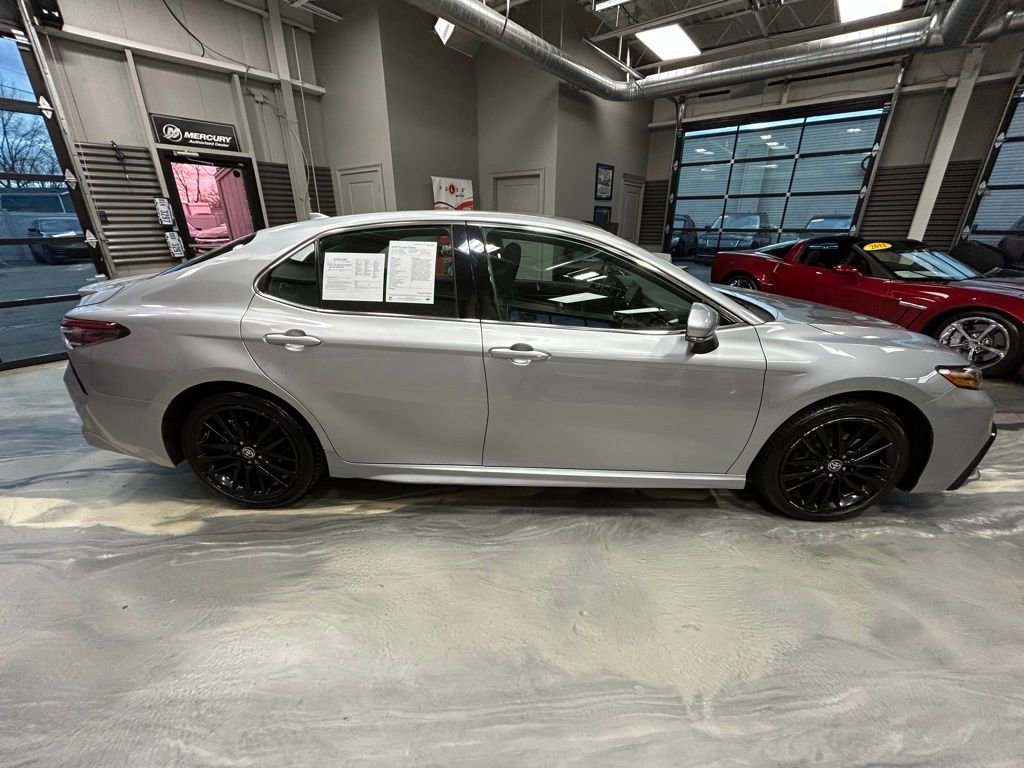 Used 2023 Toyota Camry XSE image 27