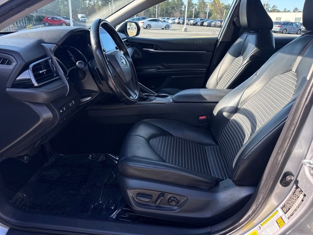 Used 2021 Toyota Camry SE image 18