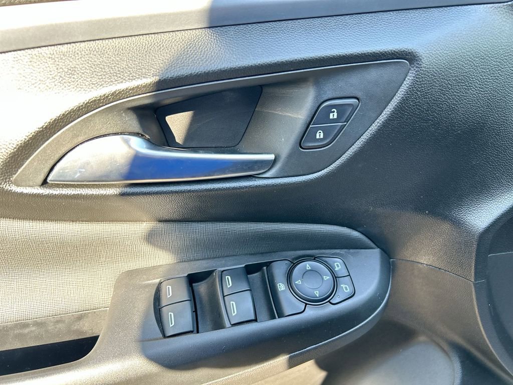 Used 2024 Buick Envista Preferred w/ Convenience I Package FWD image 25