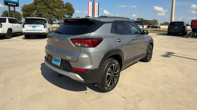 Used 2025 Chevrolet TrailBlazer LT FWD image 8