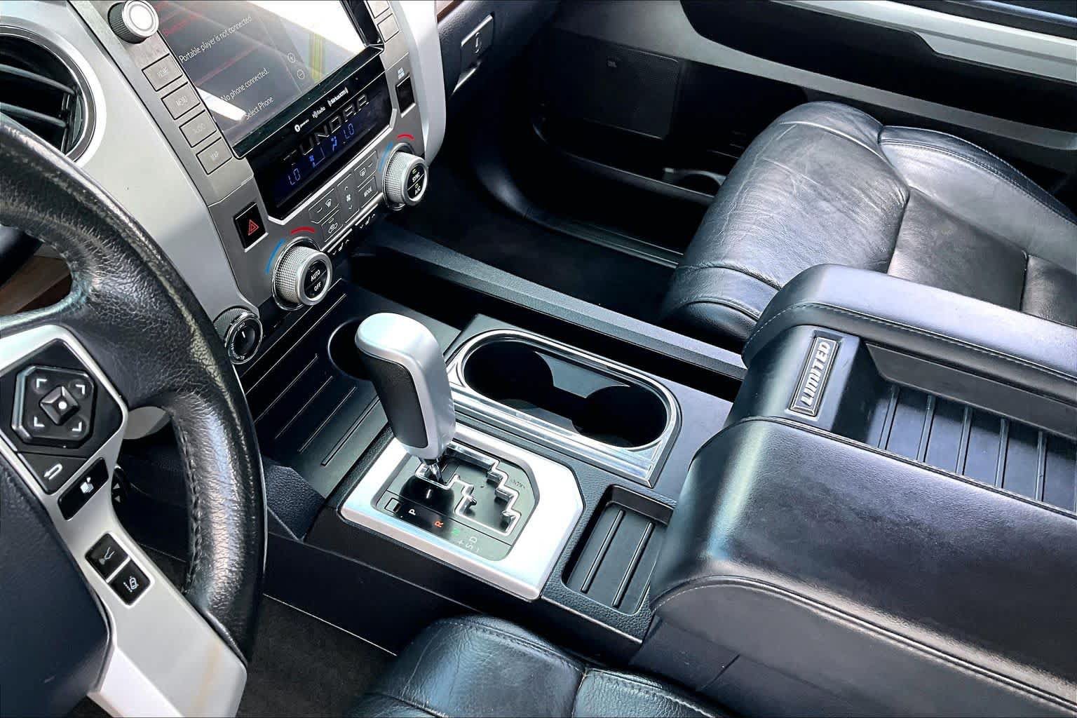 Used 2020 Toyota Tundra Limited w/ Limited Premium Package AWD/4WD image 17