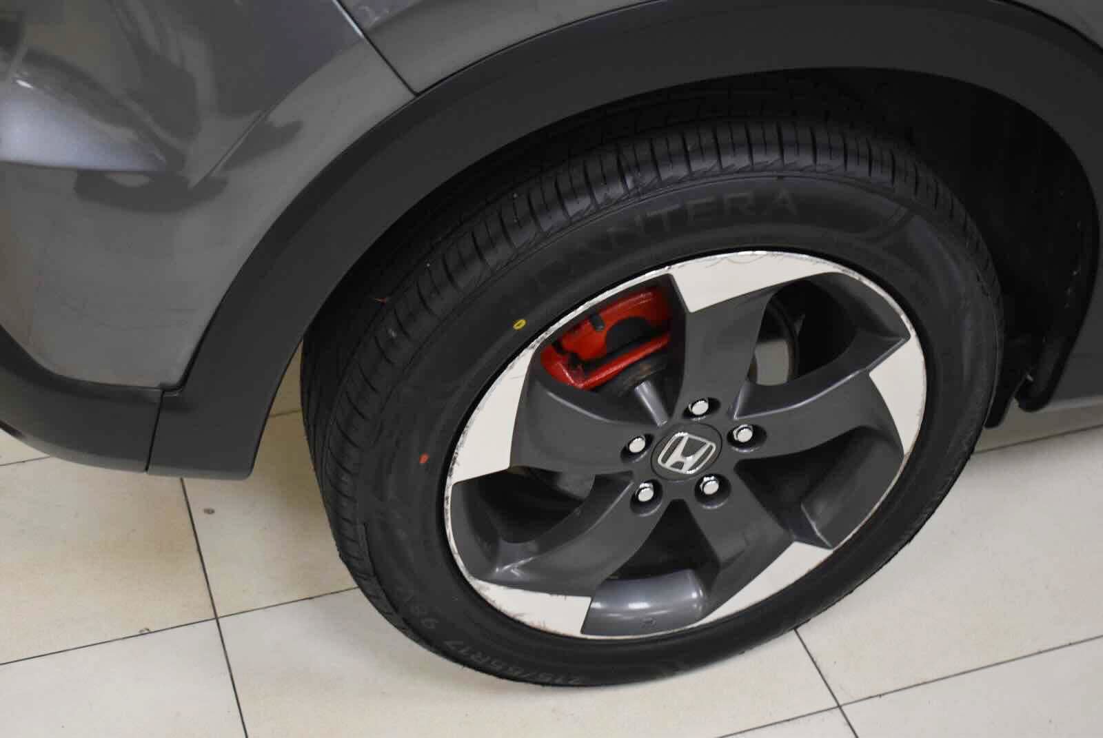 Used 2018 Honda HR-V EX image 37