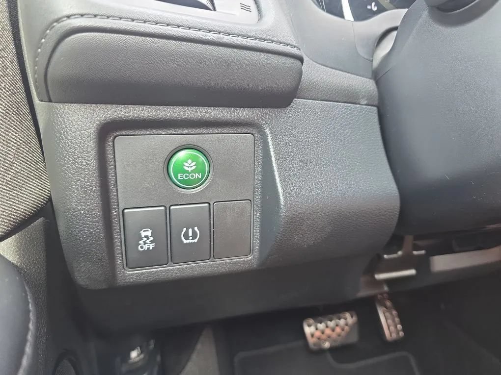 Used 2021 Honda HR-V Sport image 24