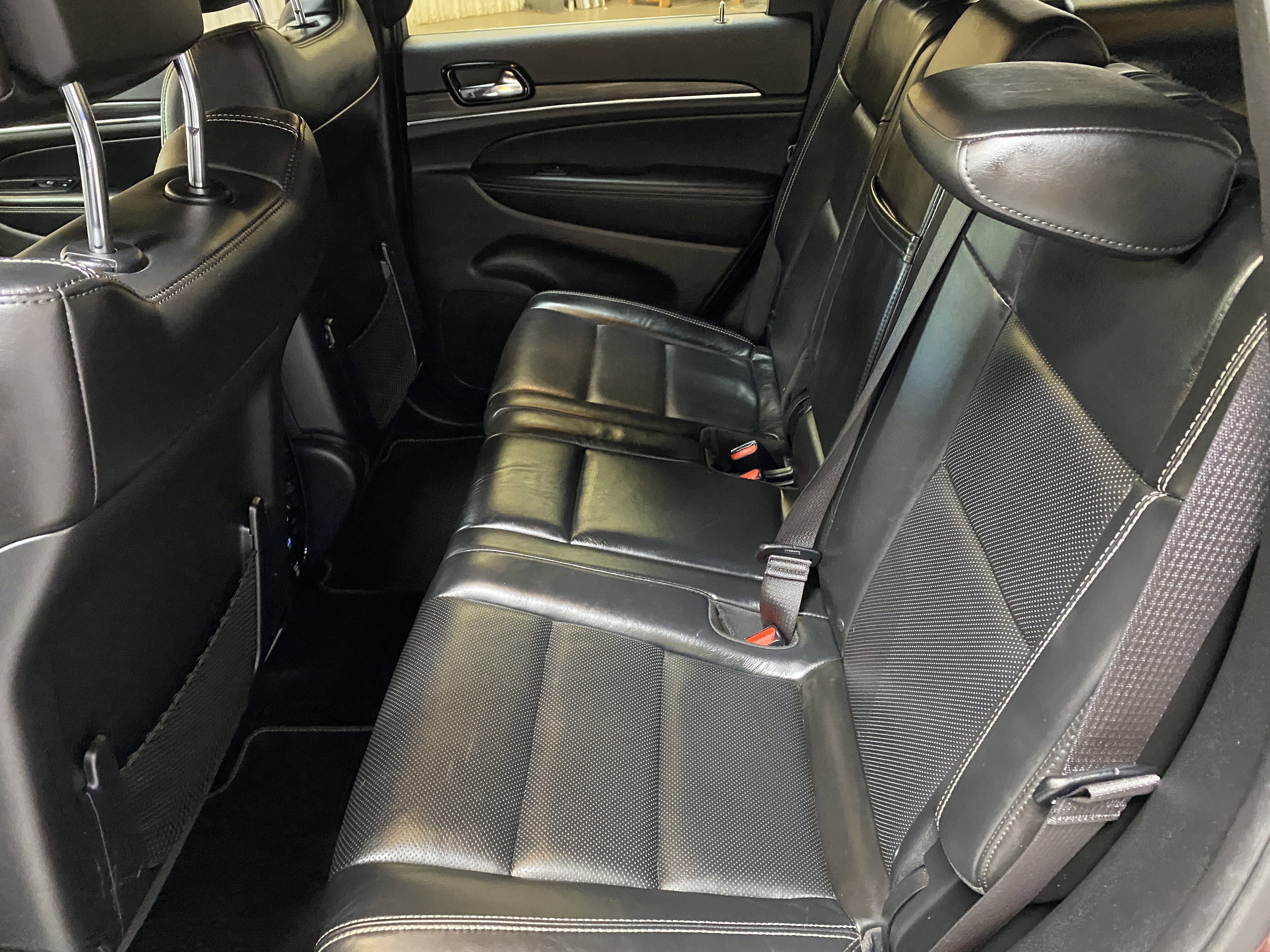 Used 2021 Jeep Grand Cherokee 80th Anniversary w/ Quick Order Package 28K 80th image 24