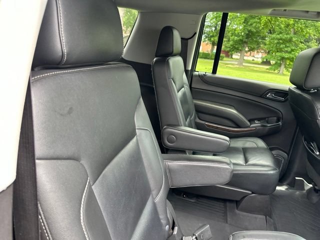 Used 2019 Chevrolet Suburban LT AWD/4WD image 26