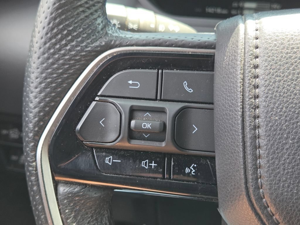 Used 2026 Toyota Tundra Platinum w/ TRD Performance Package (TMS) AWD/4WD image 21