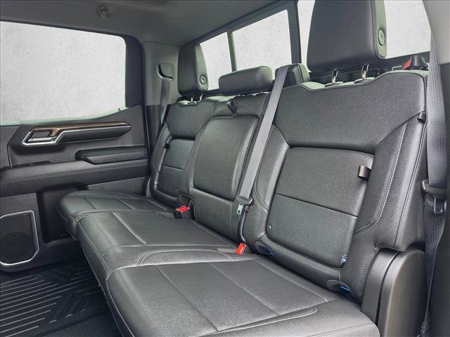 Certified 2022 Chevrolet Silverado 1500 LT w/ Safety Package AWD/4WD image 18