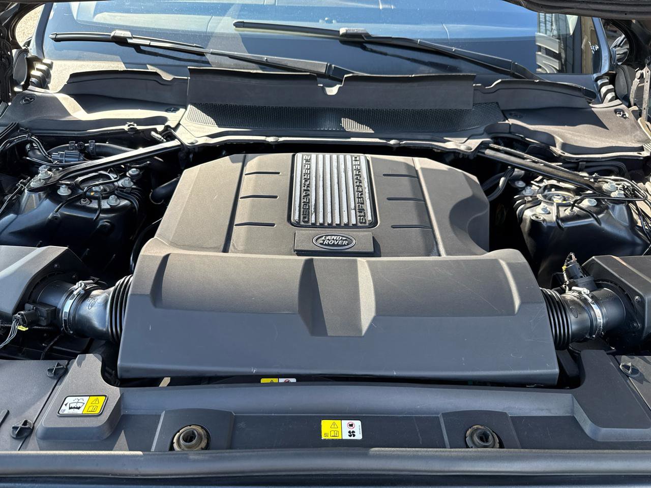 Used 2017 Land Rover Range Rover Sport HSE image 33