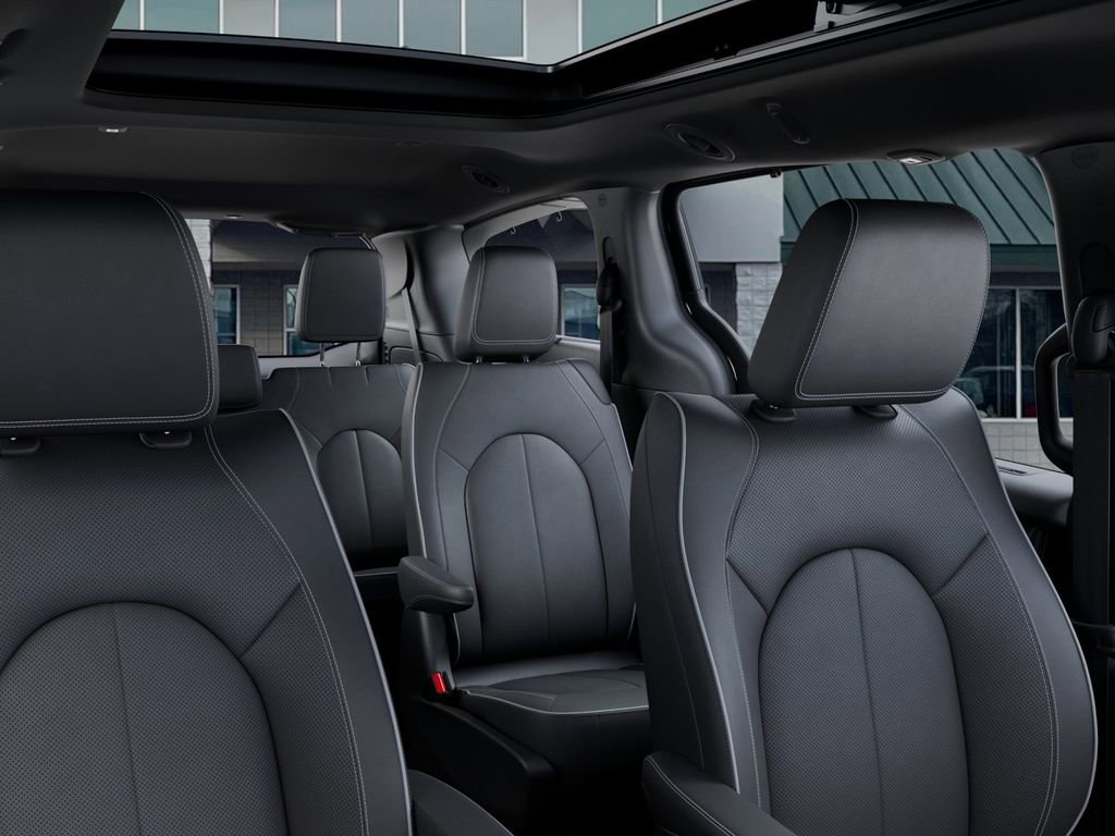 New 2026 Chrysler Pacifica Limited image 29