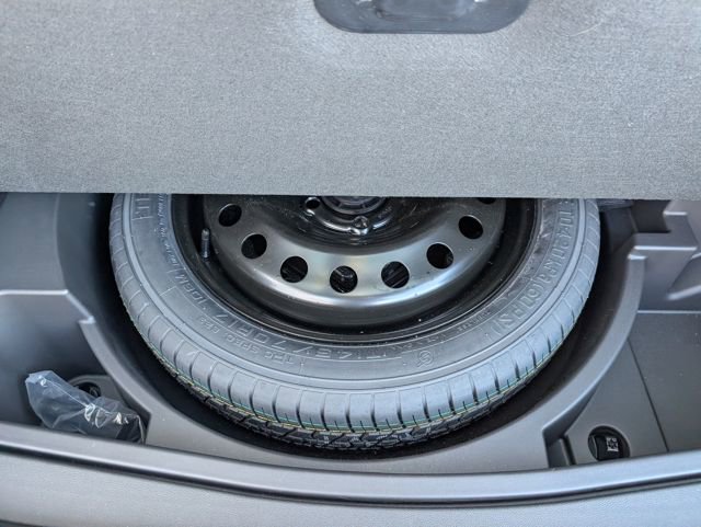 Used 2024 Buick Envision Preferred image 28