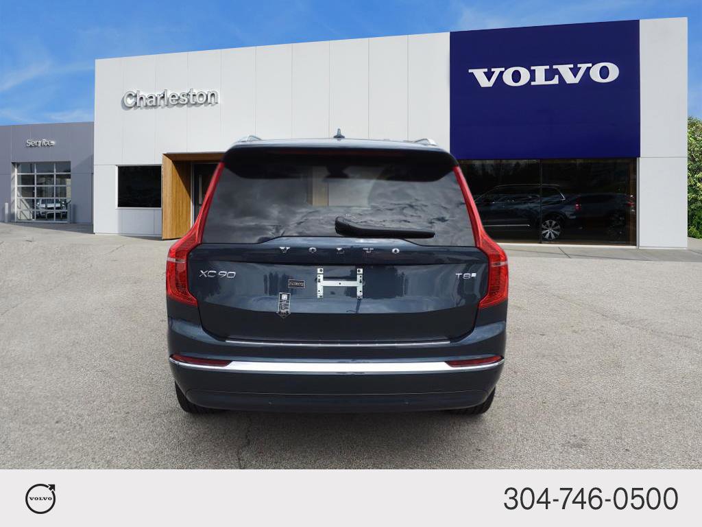 Certified 2025 Volvo XC90 T8 Plus w/ Protection Package image 4