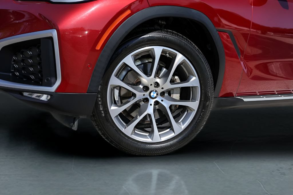 Used 2021 BMW X6 sDrive40i w/ Executive Package RWD image 4