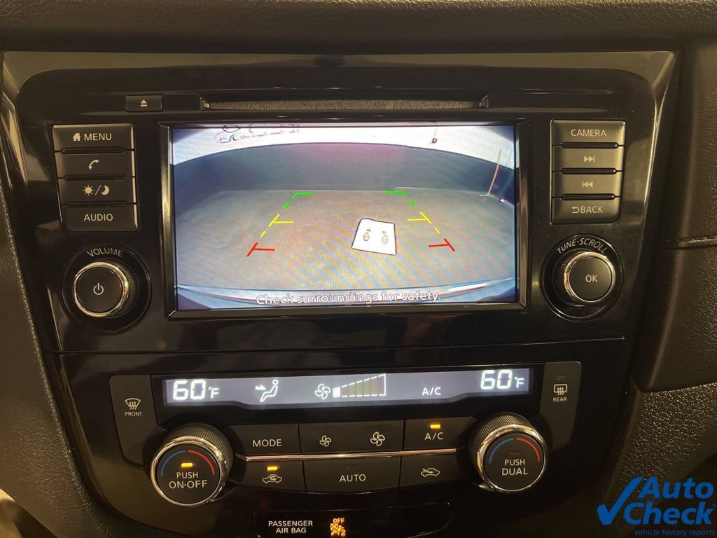 Used 2018 Nissan Rogue SV AWD/4WD image 30