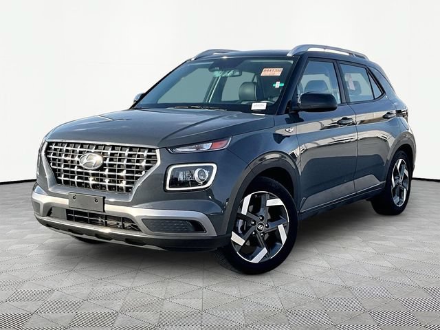Used 2024 Hyundai Venue Limited FWD image 3