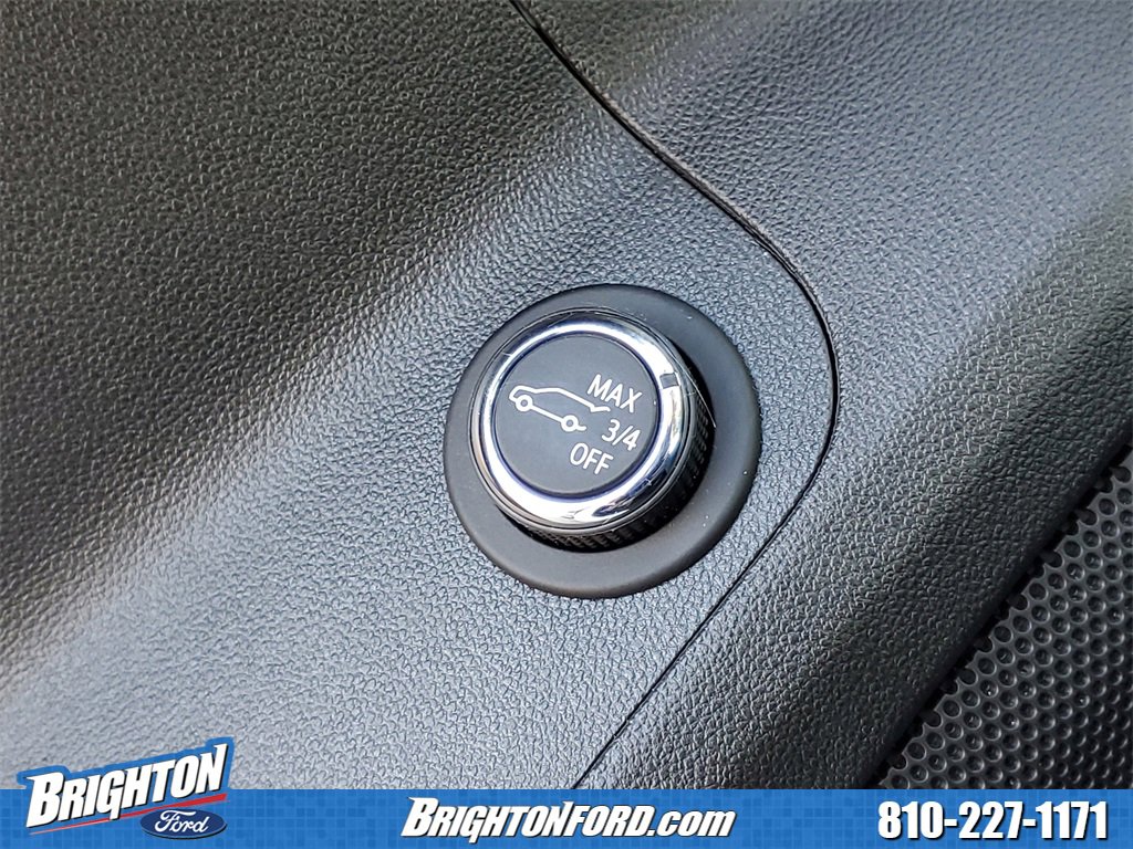 Used 2023 GMC Acadia SLE w/ Driver Convenience Package image 16