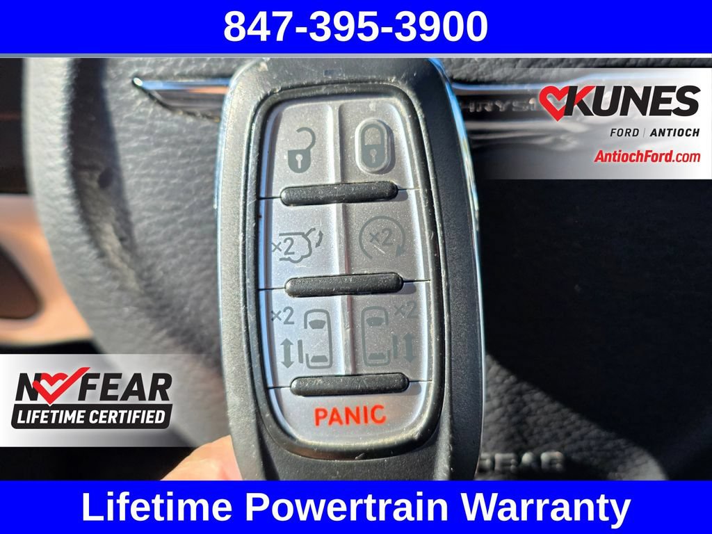 Used 2023 Chrysler Voyager LX FWD image 23