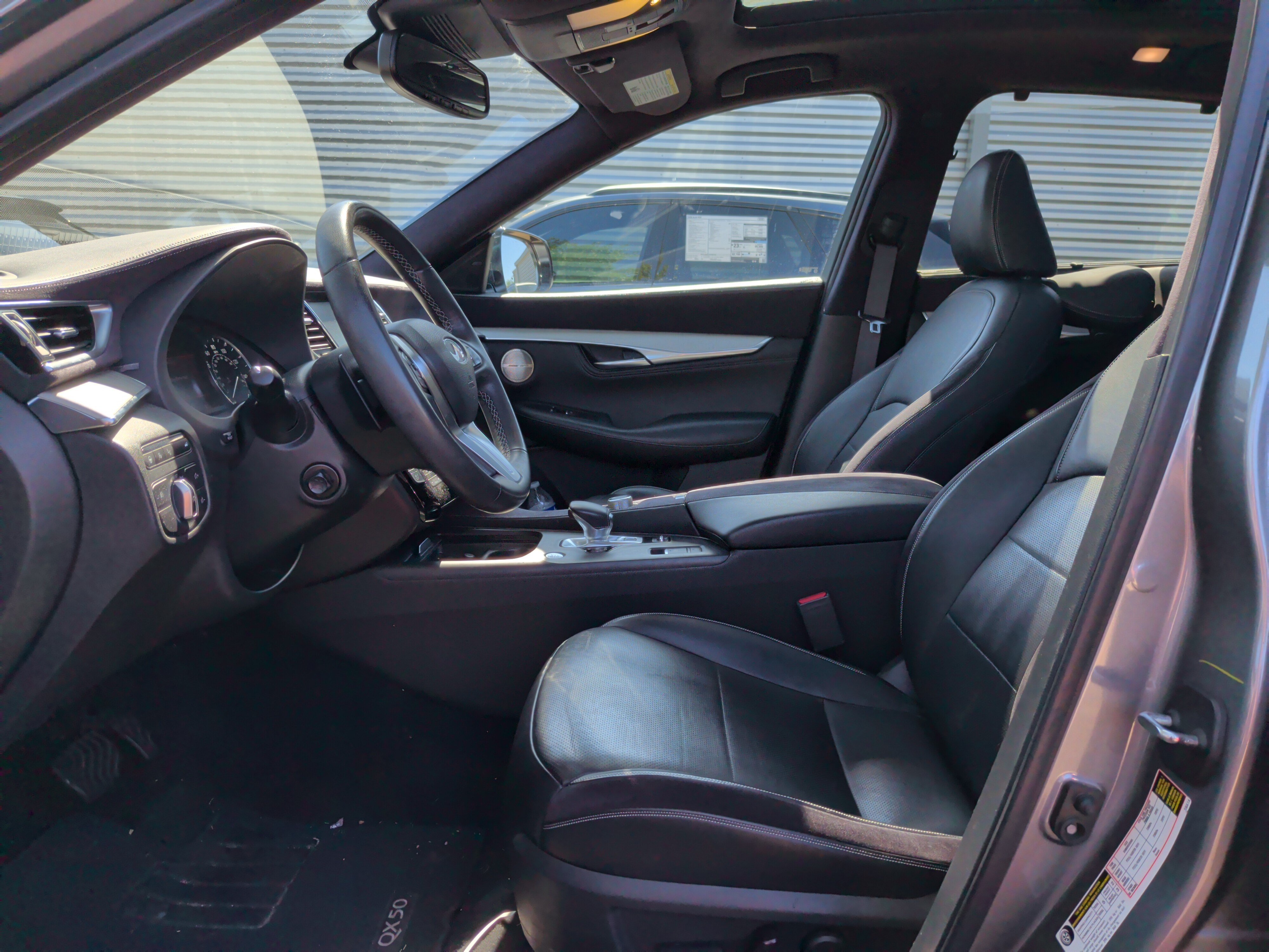 Used 2019 INFINITI QX50 Essential w/ Sensory Package FWD image 15