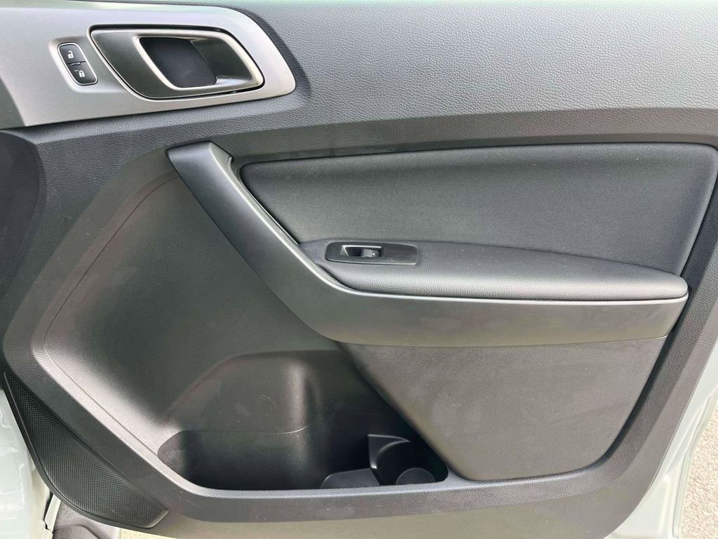 Used 2021 Ford Ranger XLT w/ Equipment Group 301A Mid image 9