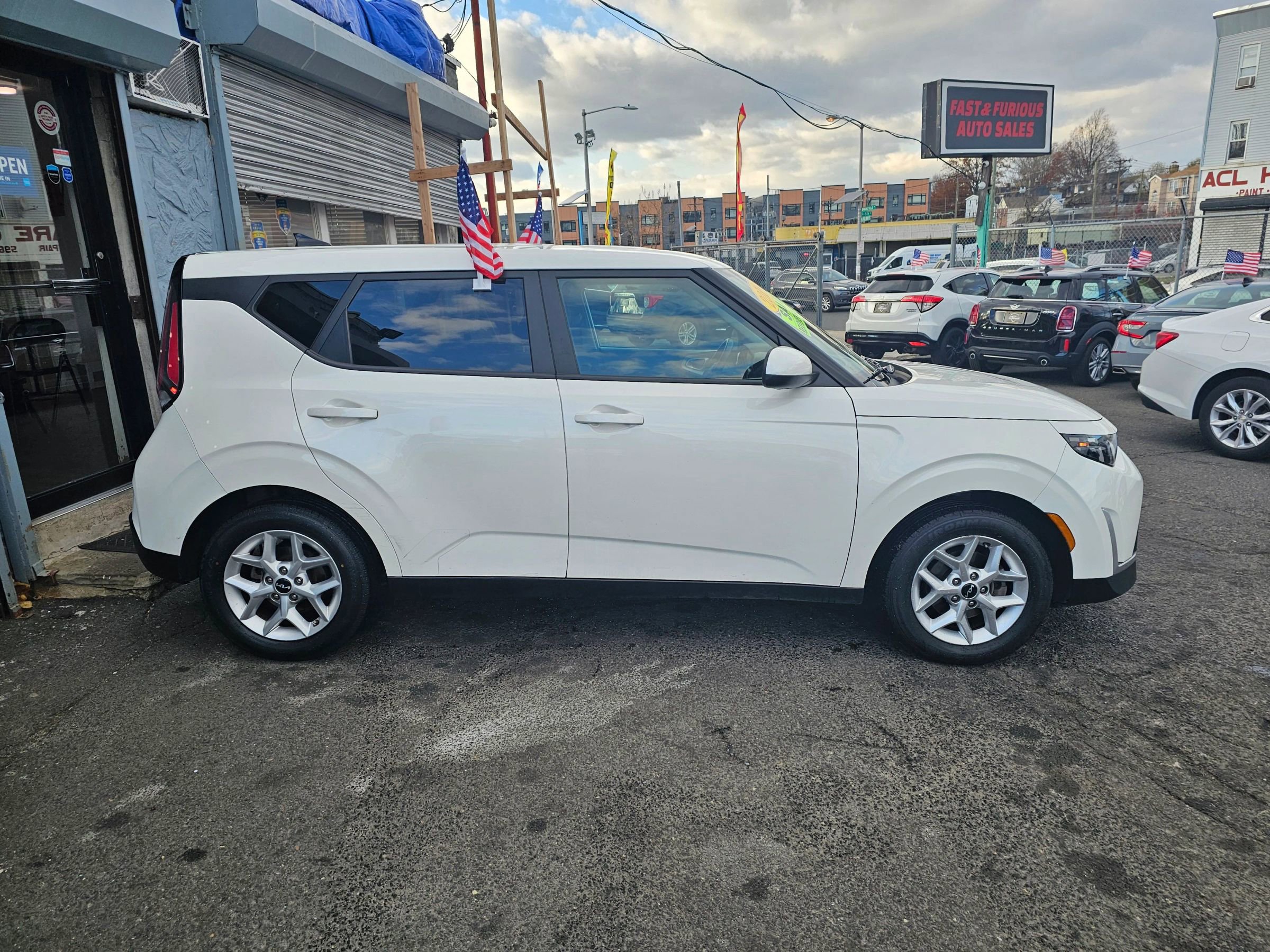 Used 2023 Kia Soul LX w/ Option Group 015 image 3