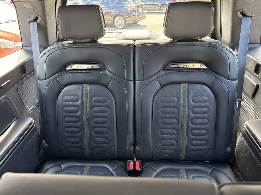 Used 2024 Rivian R1S Adventure Dual AWD/4WD image 18
