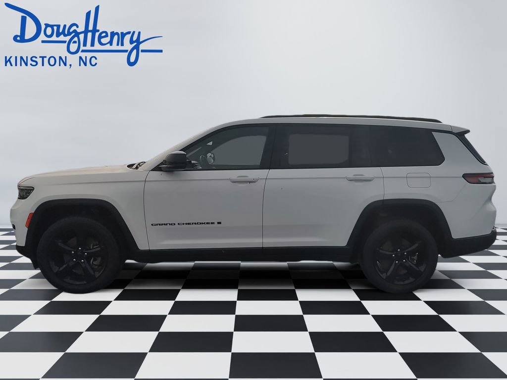 Used 2021 Jeep Grand Cherokee L Laredo AWD/4WD image 2