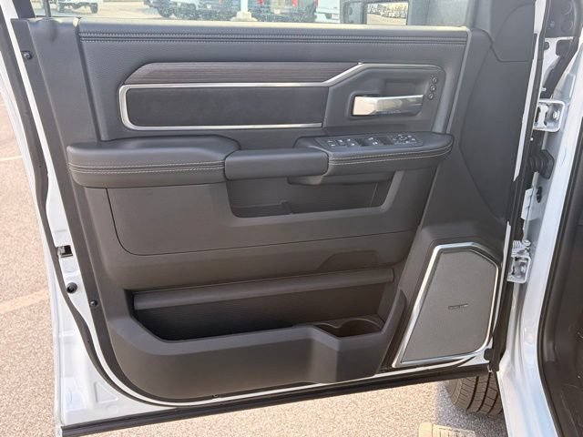 New 2026 RAM 3500 Laramie AWD/4WD image 12