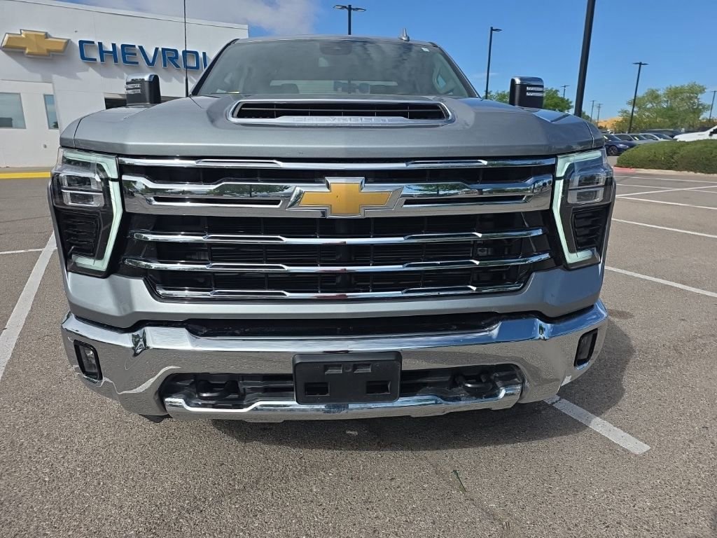 Certified 2024 Chevrolet Silverado 2500 LTZ AWD/4WD image 10
