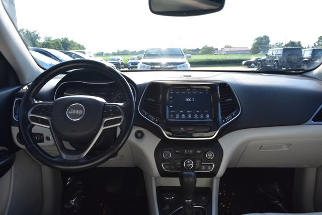 Used 2021 Jeep Cherokee Limited w/ Sun & Sound Group AWD/4WD image 40