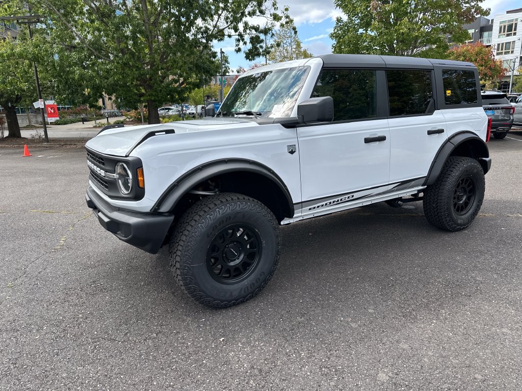 New 2026 Ford Bronco Big Bend AWD/4WD image 2