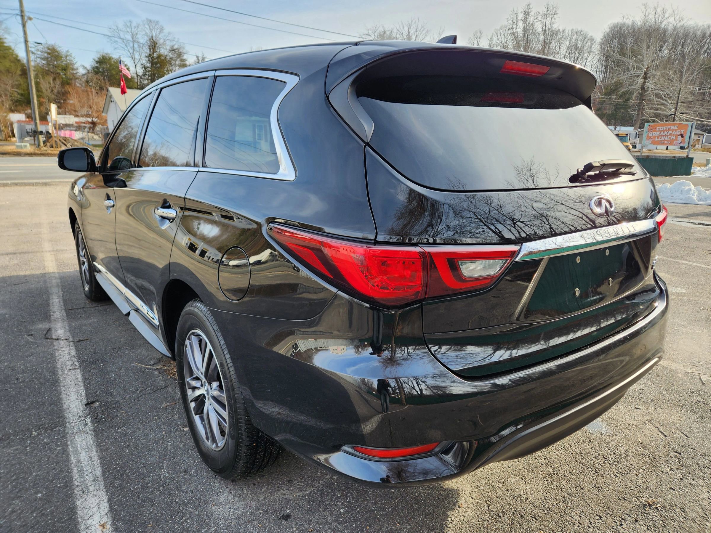 Used 2018 INFINITI QX60 Luxe image 11