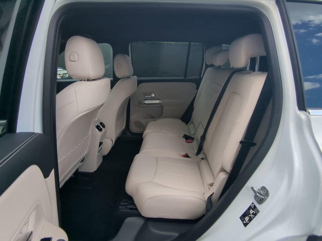 New 2025 Mercedes-Benz GLB 250 GLB 250 image 5