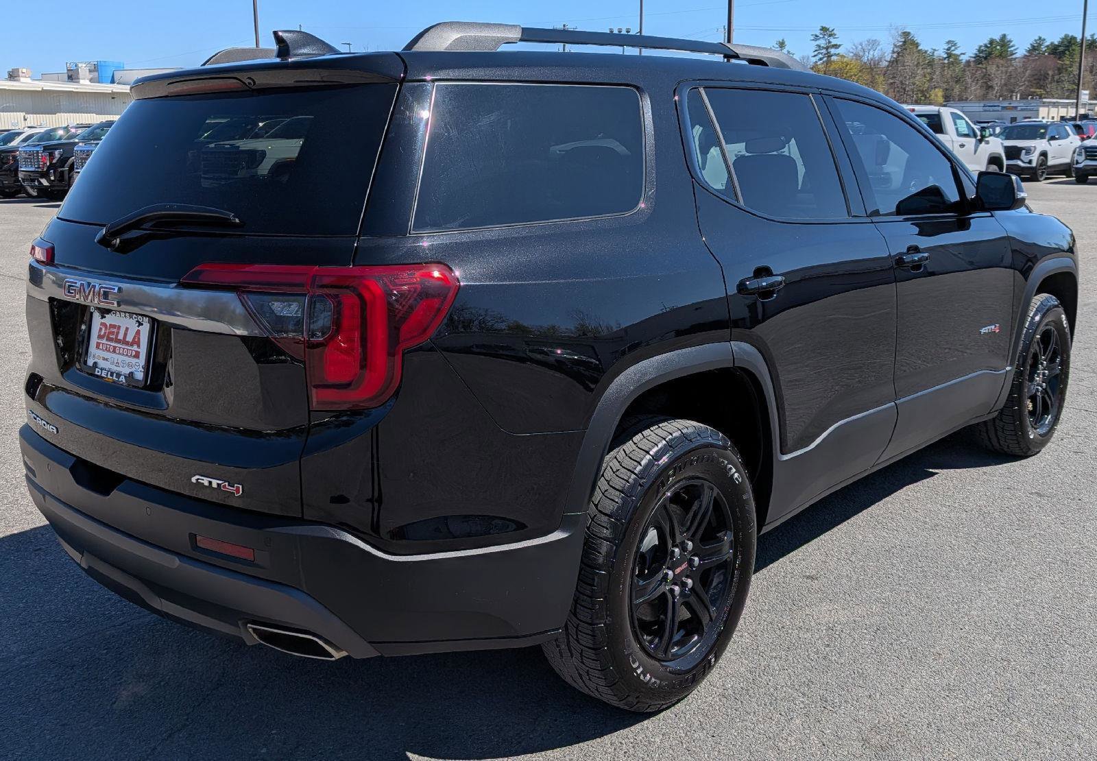 Used 2023 GMC Acadia AT4 w/ Preferred Package AWD/4WD image 9