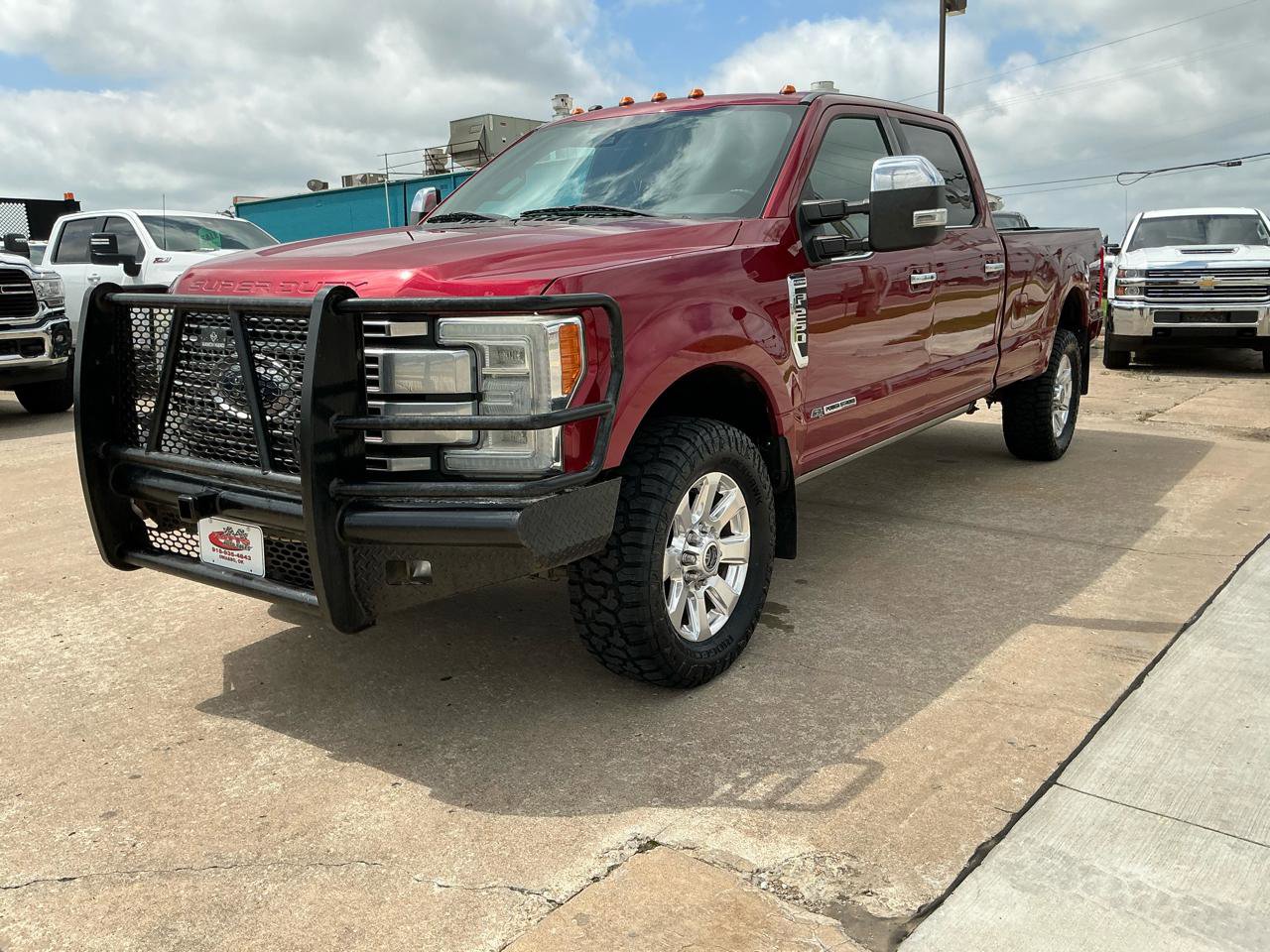 Used 2017 Ford F250 Platinum w/ FX4 Off-Road Package AWD/4WD image 2