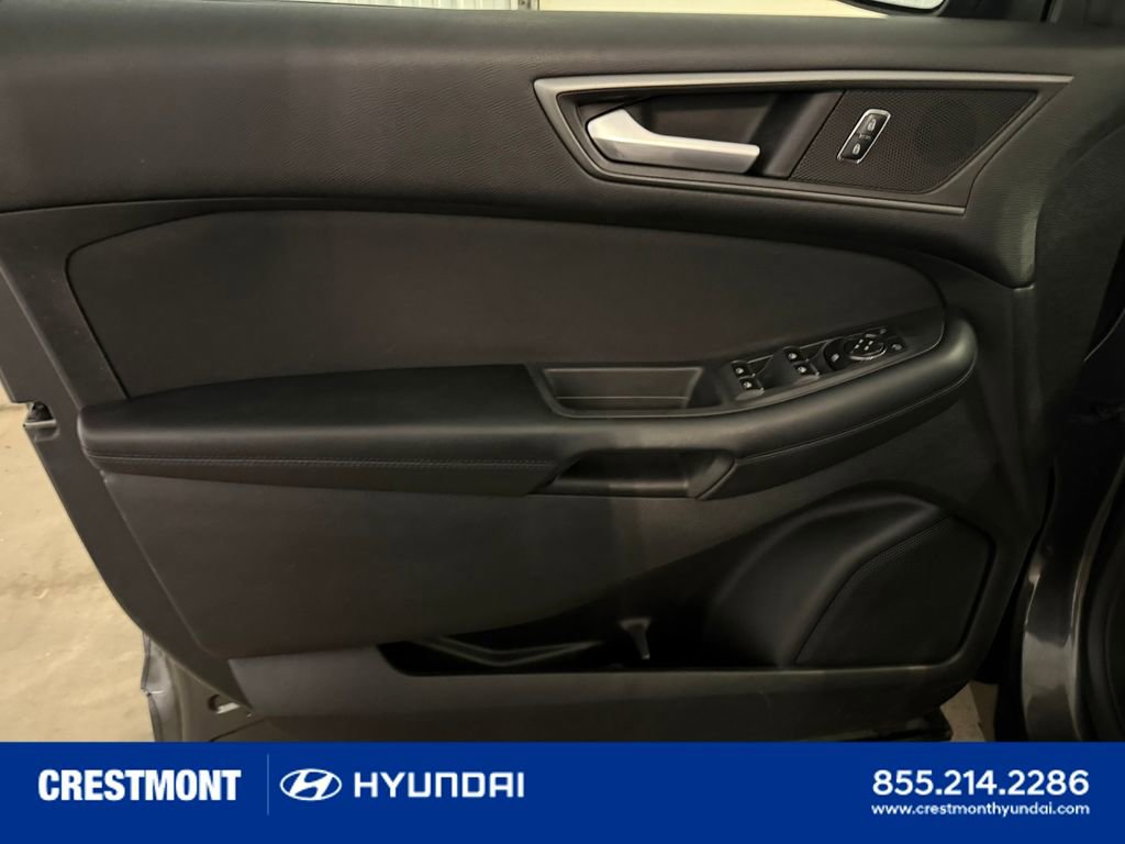 Used 2015 Ford Edge SE FWD image 23