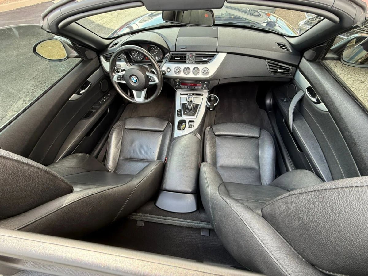 Used 2014 BMW Z4 sDrive35i RWD image 33