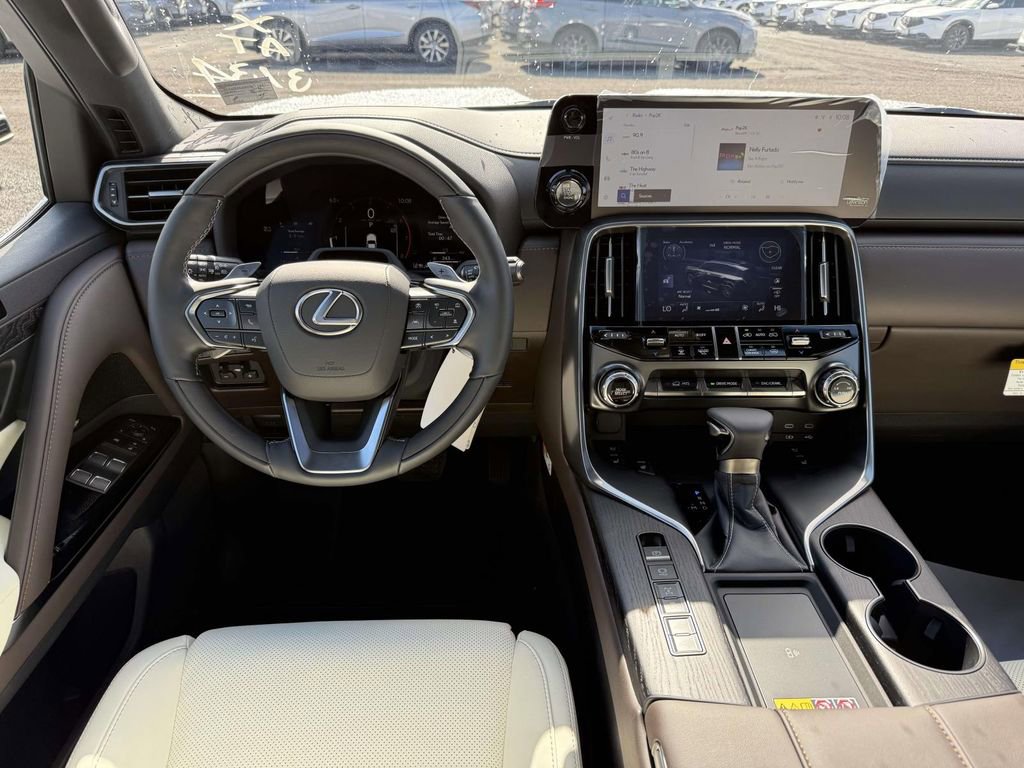 New 2026 Lexus LX 600 4WD w/ Luxury Package image 8