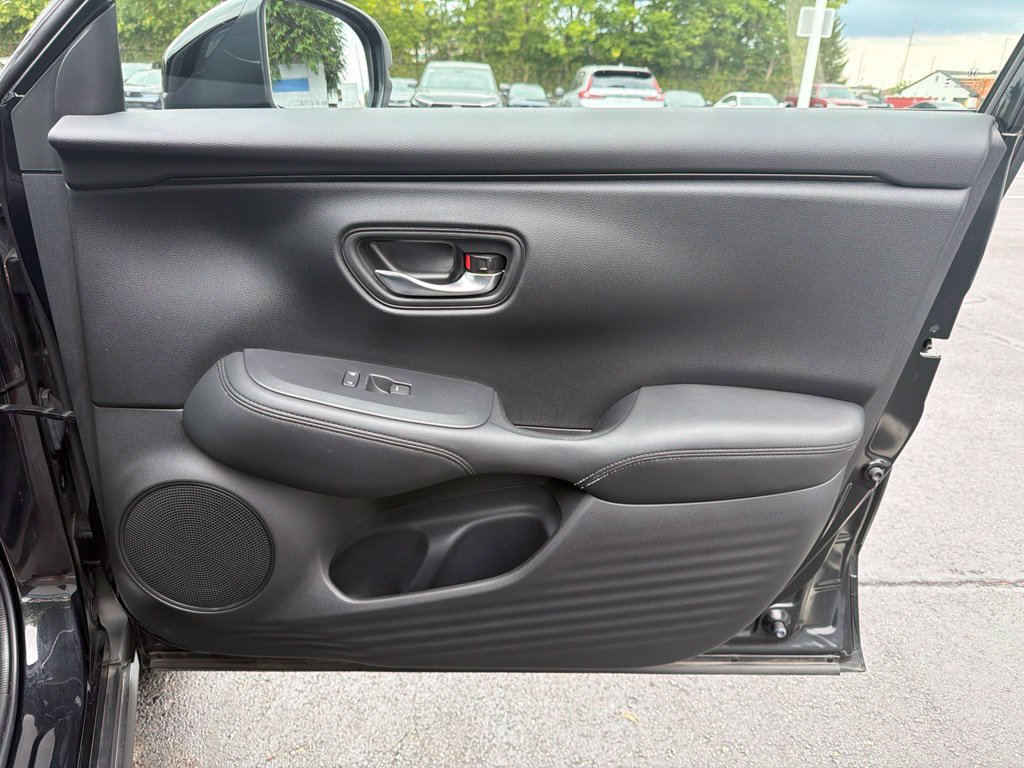 Certified 2024 Honda HR-V LX image 24