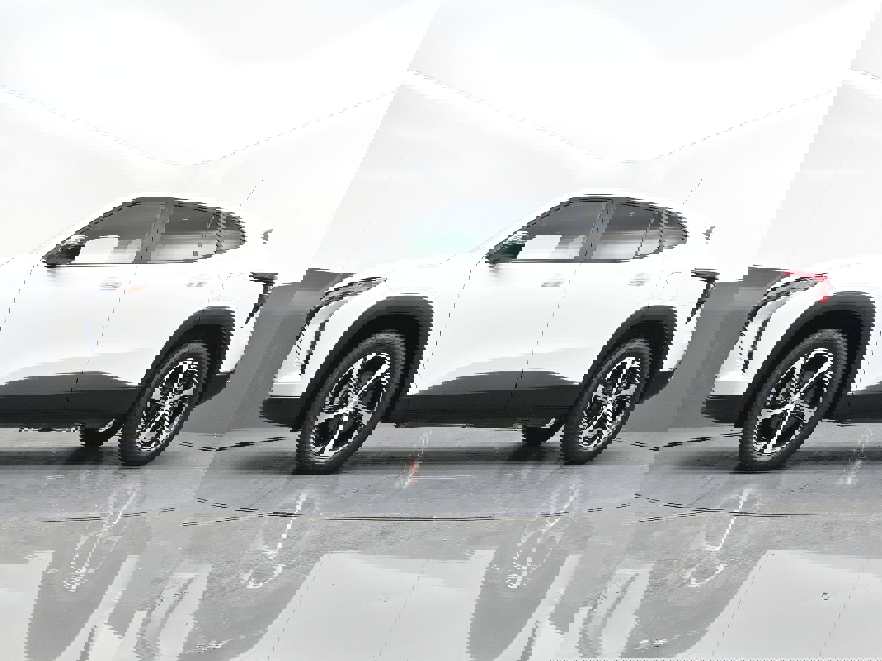 Certified 2024 Chevrolet Trax RS w/ Driver Confidence Package image 34