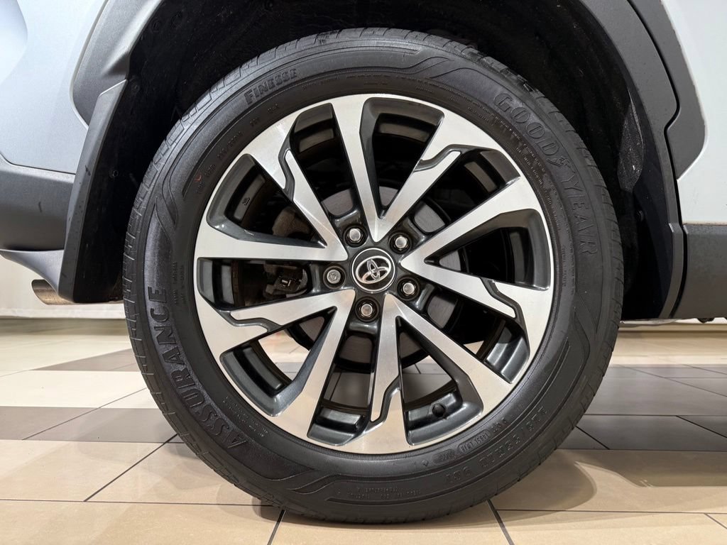 Certified 2024 Toyota Corolla Cross XLE w/ Convenience Package AWD/4WD image 10