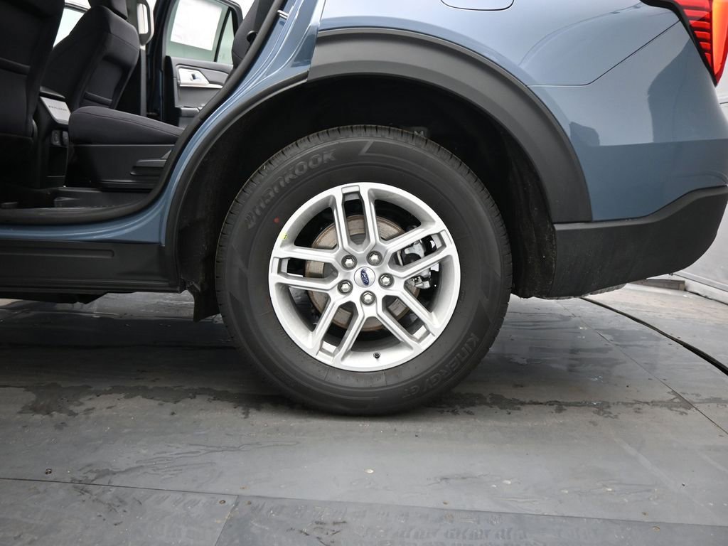 New 2026 Ford Explorer Active image 22