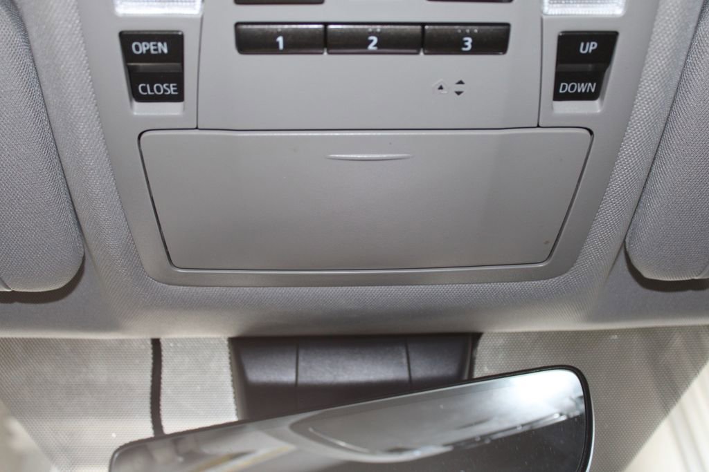 Used 2019 Toyota Highlander XLE image 36