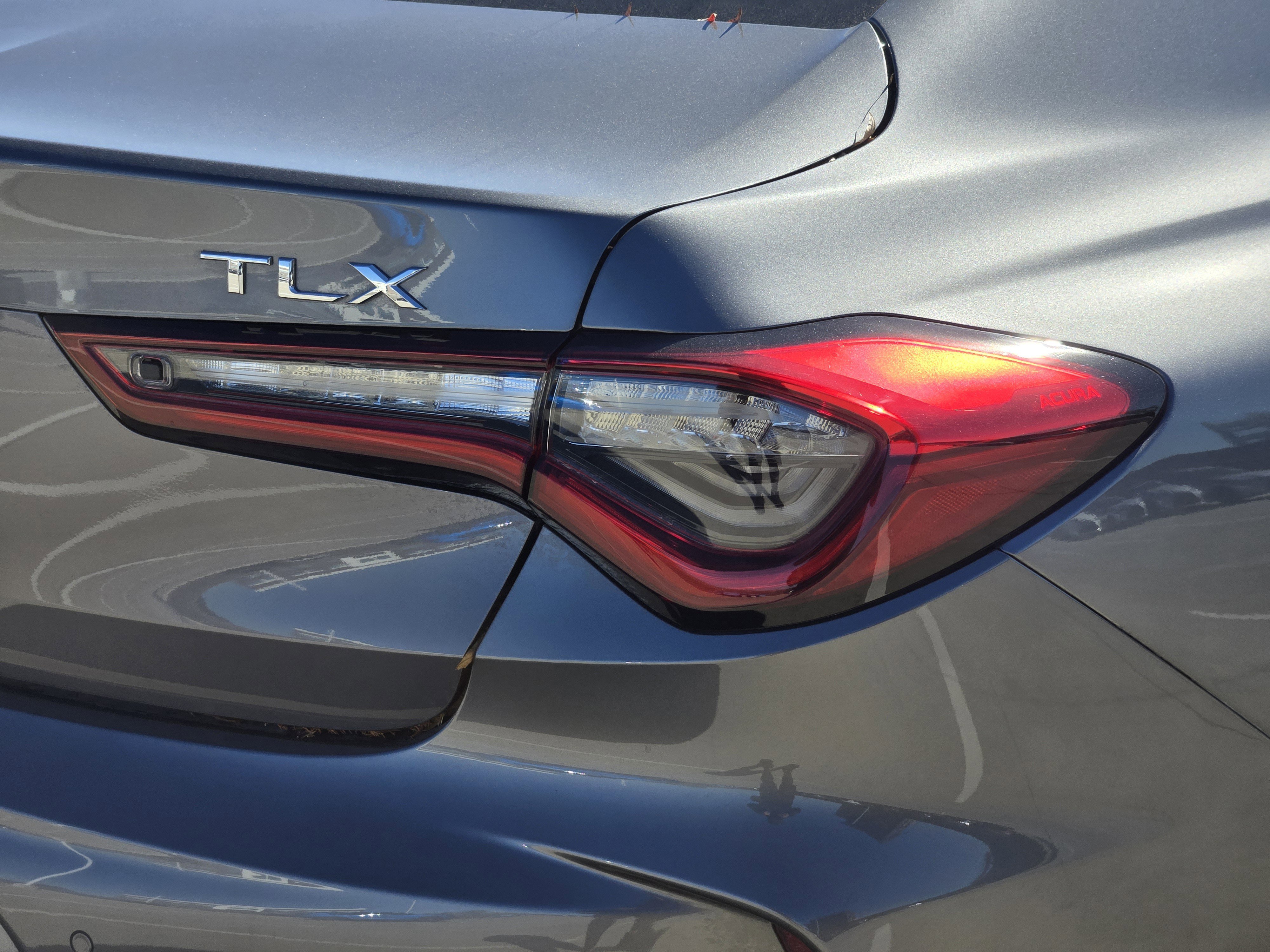 Certified 2025 Acura TLX w/ Technology Package image 18